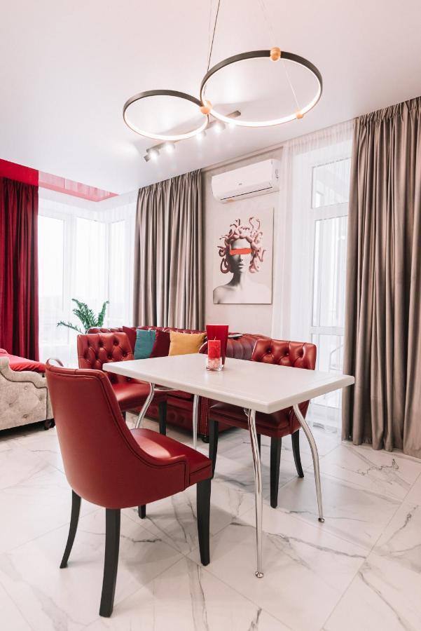 Royal Tower Vip Smart Apartments 4 키예프 외부 사진