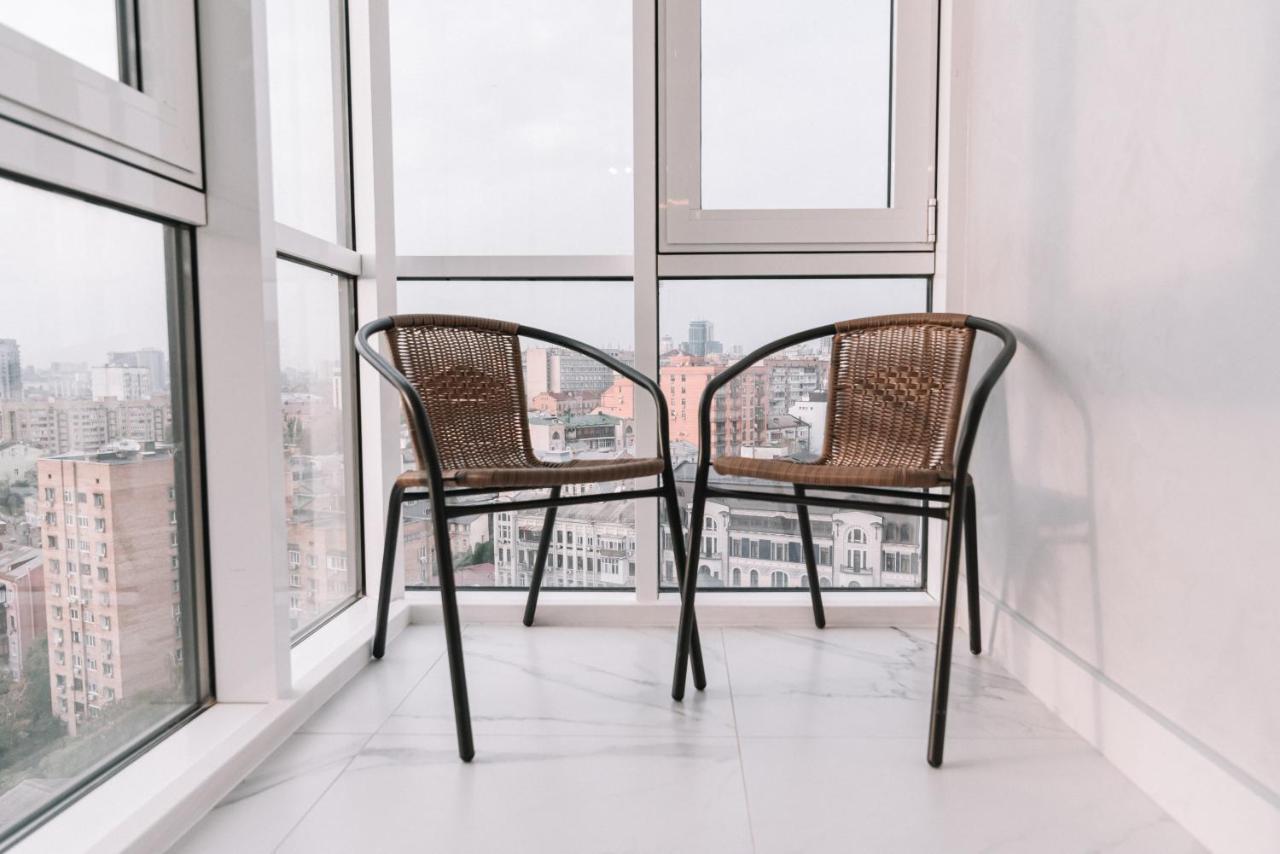 Royal Tower Vip Smart Apartments 4 키예프 외부 사진
