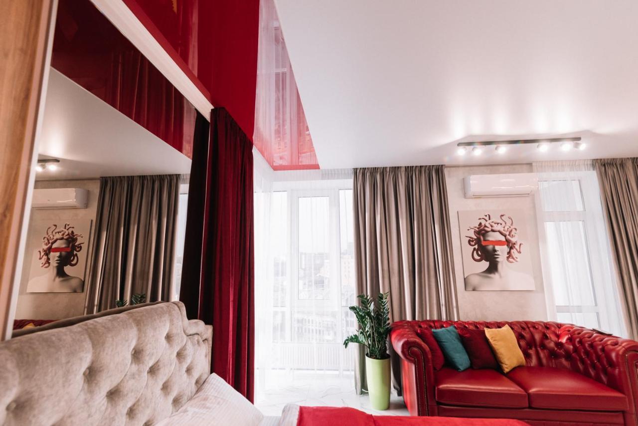 Royal Tower Vip Smart Apartments 4 키예프 외부 사진