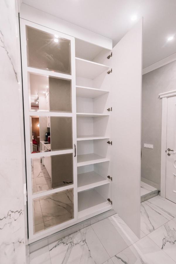 Royal Tower Vip Smart Apartments 4 키예프 외부 사진